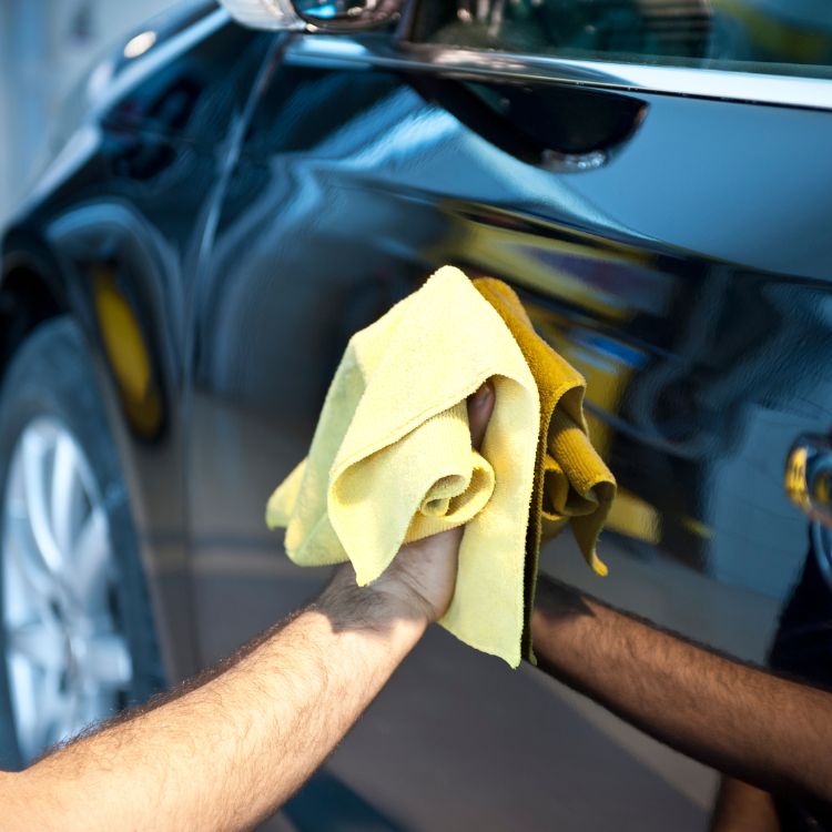 Nos Services Simon Clean Services - Nettoyage Voiture Auto lavage à la main lyon